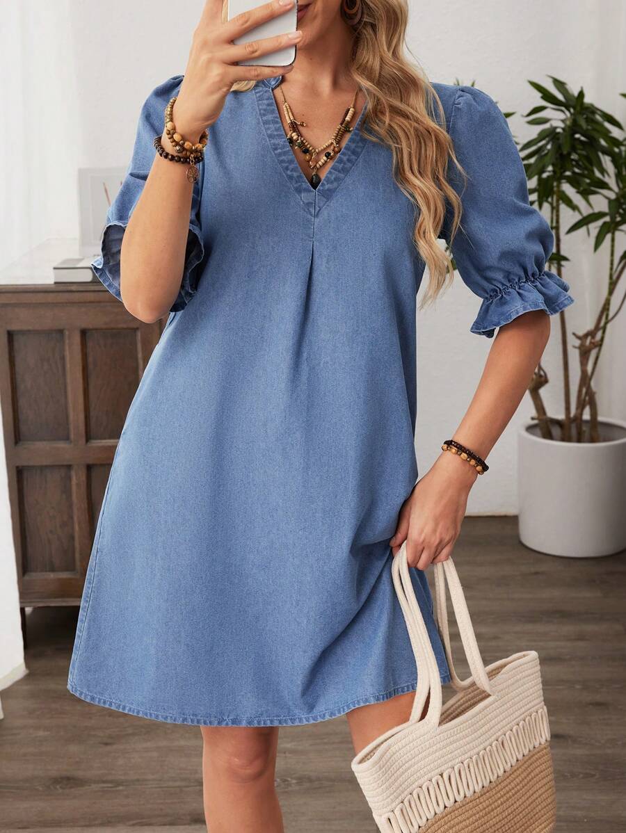 EMERY ROSE Women's Casual Blue Denim Dress With V-Neck And Ruffle Half Sleeves