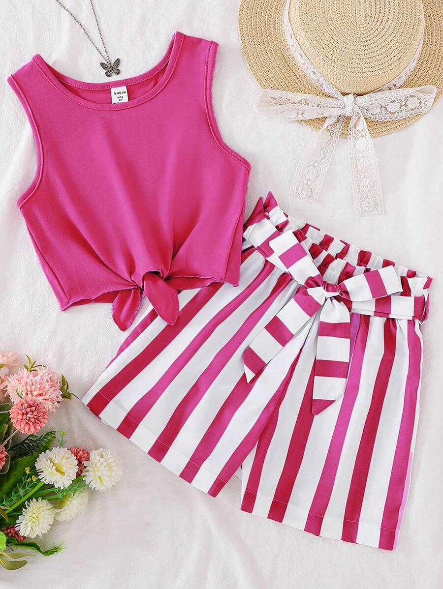 SHEIN Trägertop mit Knotendetail & gestreifte Shorts mit Paperbag Taille und Gürtel
