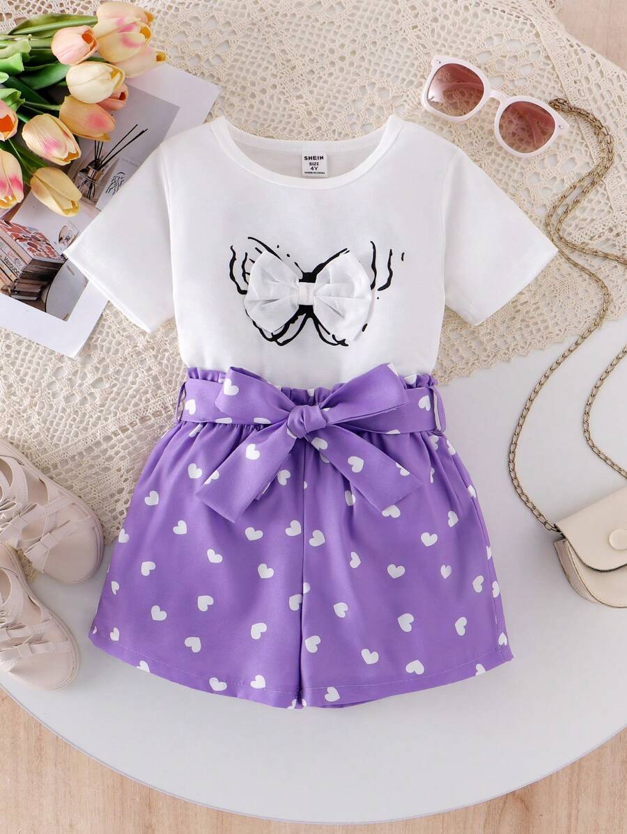 Set casual de 2 bucăți de top cu mâneci scurte și pantaloni scurți cu imprimeu inimă pentru fetiță cu decor fluture