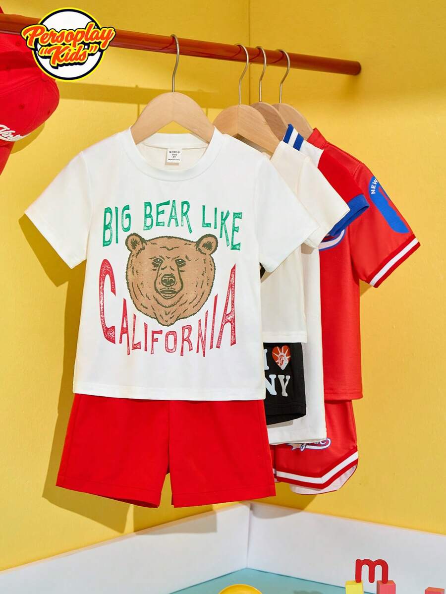 SHEIN Set de 2 piezas de ropa casual diaria para niño pequeño con estampado de lema y oso de California, adecuado para actividades al aire libre, vacaciones y uso diario, tallas de 4 a 7 años