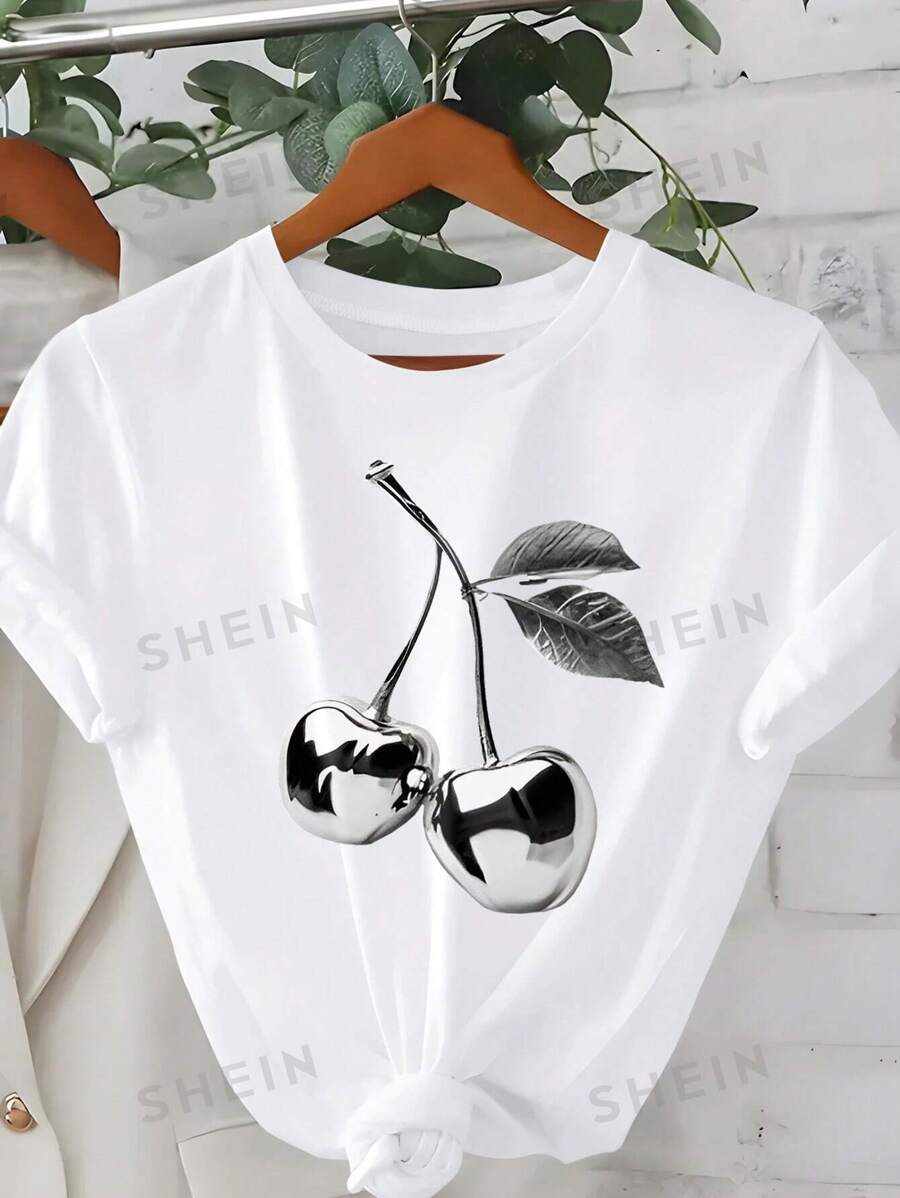 SHEIN EZwear Camiseta informal holgada de manga corta con cuello redondo y estampado de cerezas para mujer talla grande