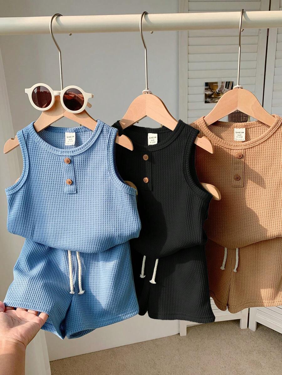 SHEIN Set de 6 piezas de conjunto de camiseta de punto y pantalones cortos casuales y lindos para niño pequeño en verano, paquete básico multipropósito