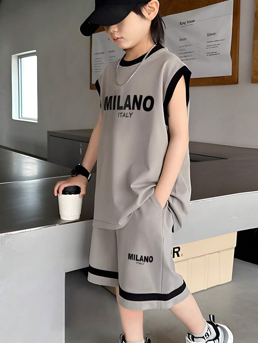 SHEIN 2pcs Boys' Casual Sports Loose Letter Print Crew Neck Short Sleeve T-Shirt And Elastic Waist Letter Print Shorts Set, Suitable For Boys Basketball, Summer