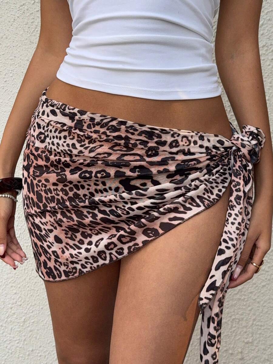 Flirla Minigonna bodycon con laccetti e stampa leopardata, di moda per le donne