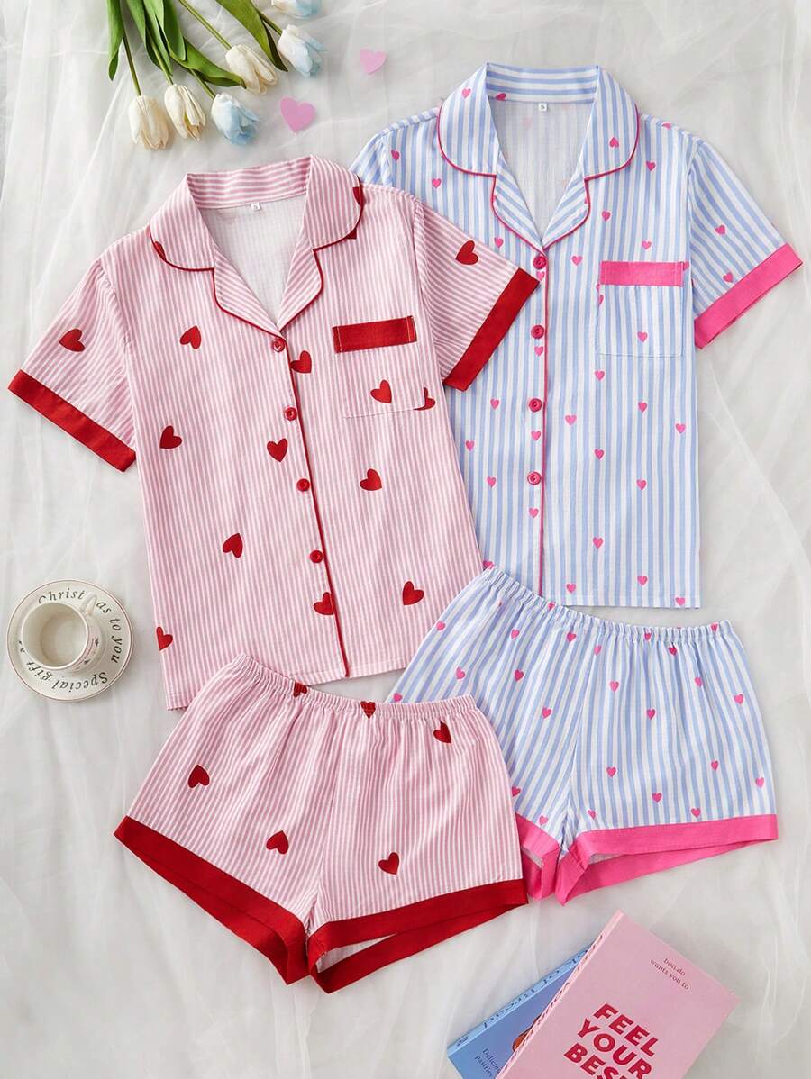 SHEIN Set de 2 piezas con parte superior de polo de manga corta de apertura frontal y pantalones cortos de bloqueo de color con estampado de burbujas y patrón de corazón