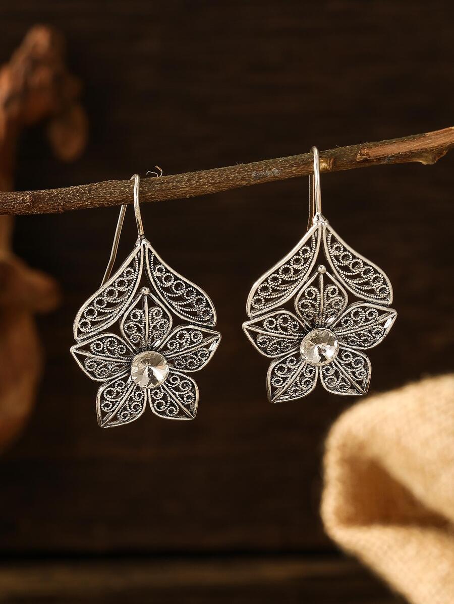 1pair Vintage Zinc Alloy Rhinestone Decor Flower Design Earrings For Women For Gift Valentines,Mom,Mother,Mother's Day,Gift