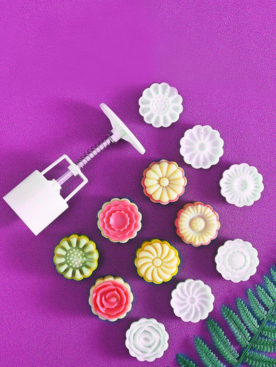 6pcs/set Flower Shaped Mooncake Mould, Hand-press Type, Non-stick Mold For Green Bean Ice Cream, Cartoon Design Baking Tools