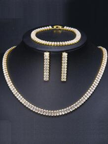 Goldgelb