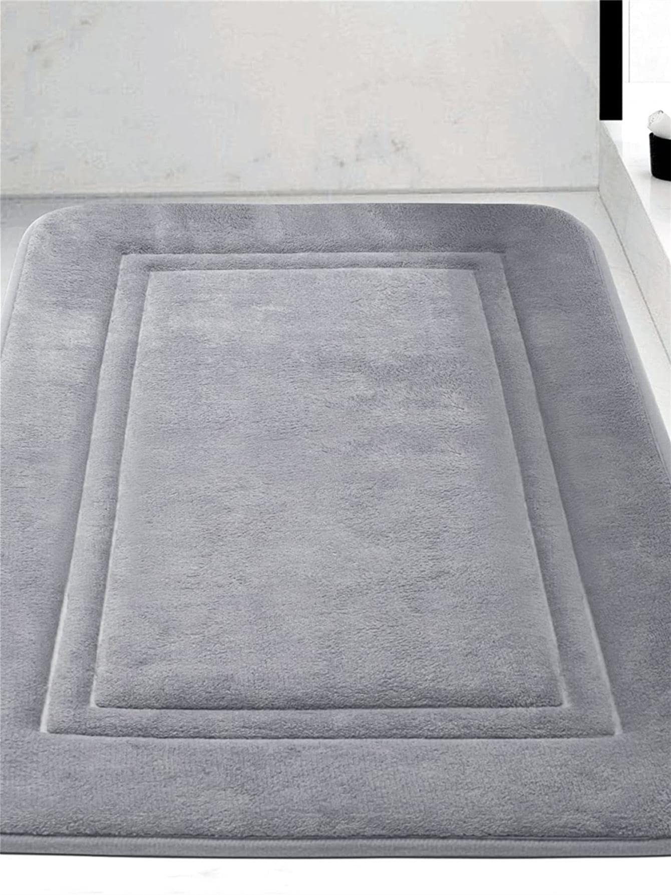 1 pièce Tapis de bain pelucheux et unicolore, tapis de bain en polyester minimaliste antidérapant pour la décoration de la salle de bain à la maison, tapis de sol, tapis d'extérieur, tapis de porte, accessoires de salle de bain d'été, retour à l'école