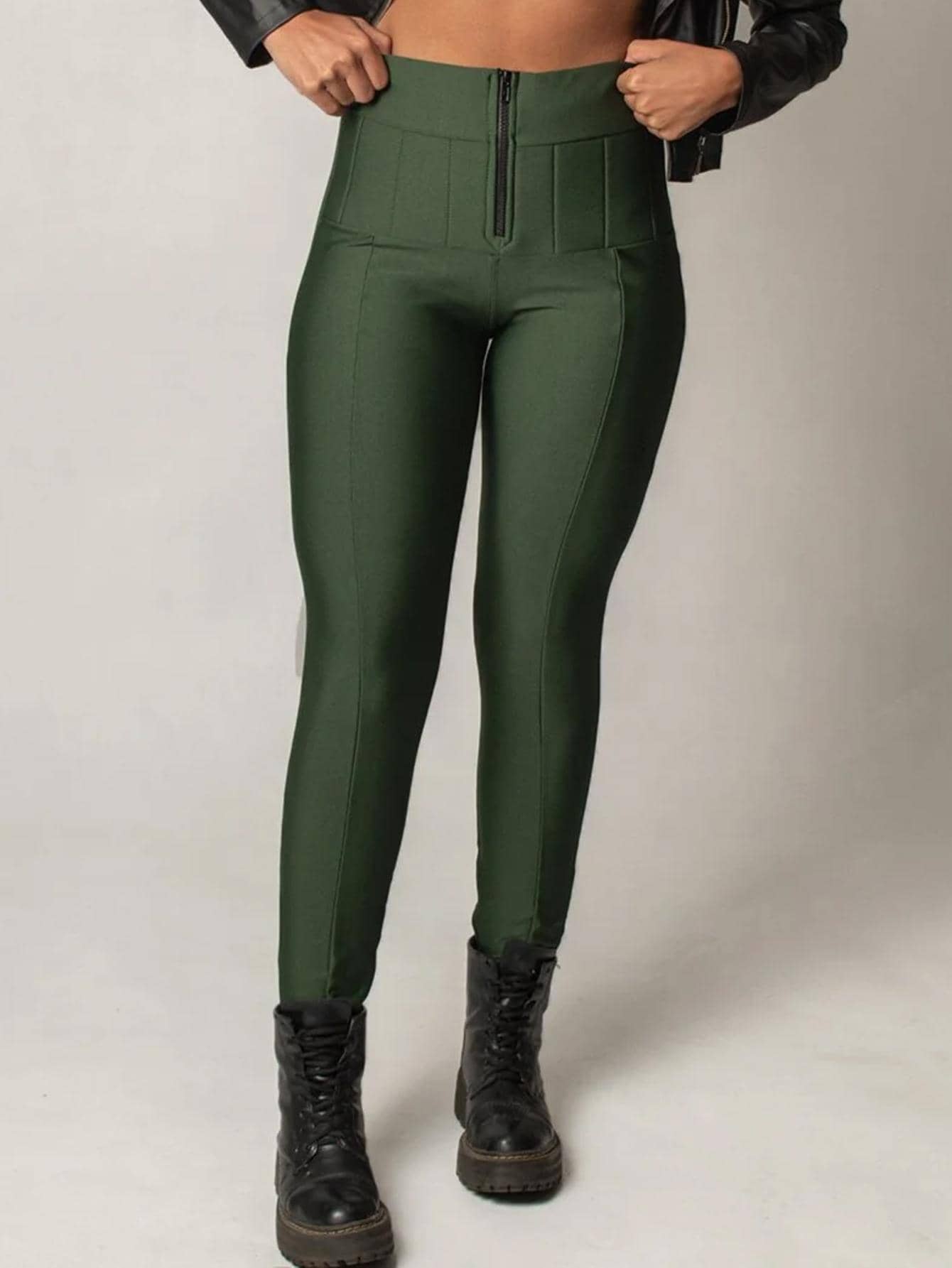 Calça Lipo Acinturada e Modeladora de Cintura Feminina: Essa Modela Sua Cintura Com Estilo
