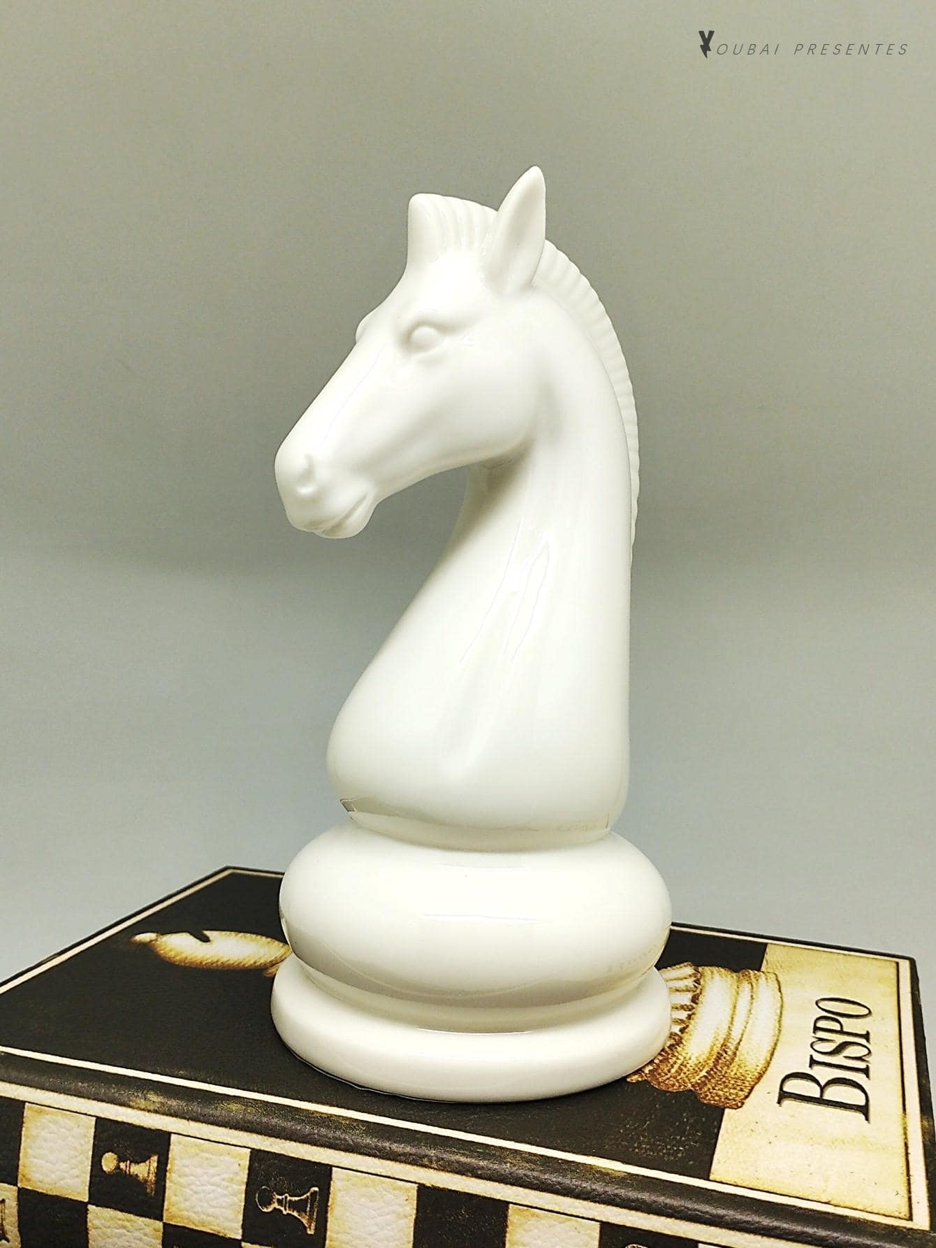 Enfeite de porcelana de xadrez de cavalo (grande)