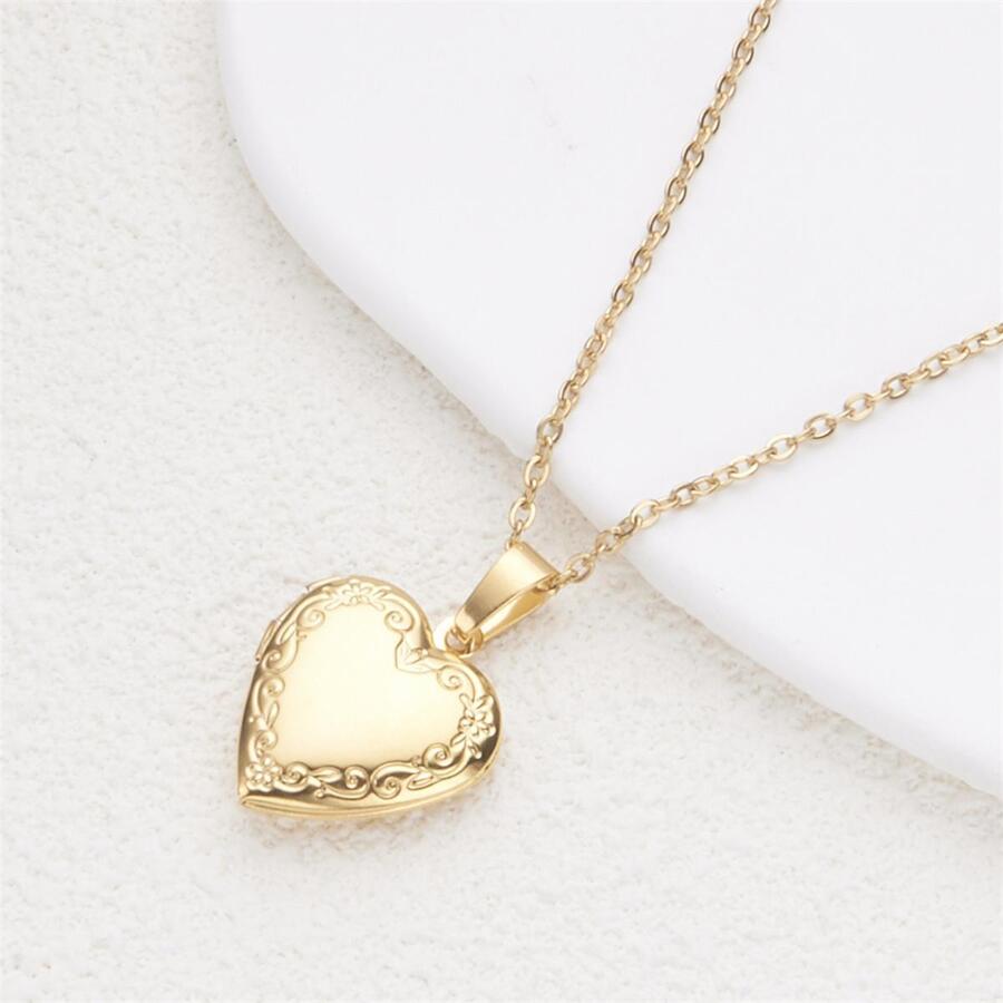 Mulheres Garotas Medalhão Colar Aço Inoxidável Prata / Ouro Cor Foto Foto Personalizado Presente Personalizado Love Coração Imagem Colares