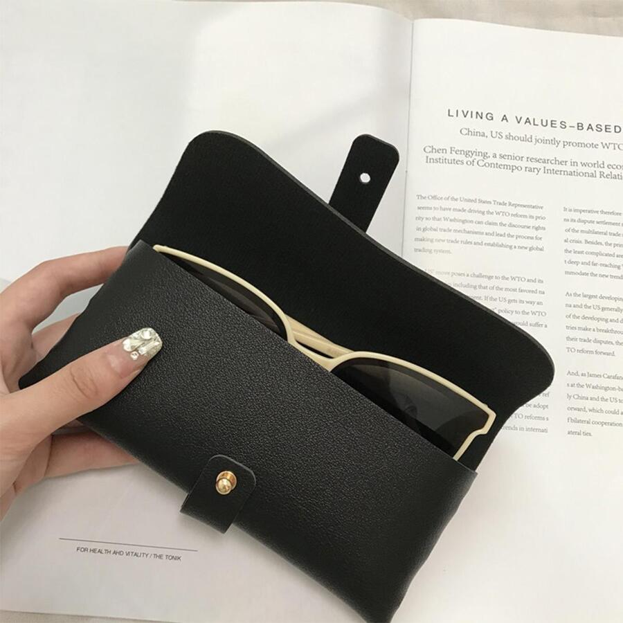Glasses Case Women Leather Soft Glasses Bag Fashion Portable Sunglasses Box Bag Accessories Eyeglasses Case Sunglasses Box Glasses Case Holder Organizer Storage Eyeglass Case Protective Case Glasses Bag Sunglasses Pouch For Travel Vacation Cruise Summer Holiday Travelling Bag Travel Stuff Essentials For College Dorm Home School Travel Kit