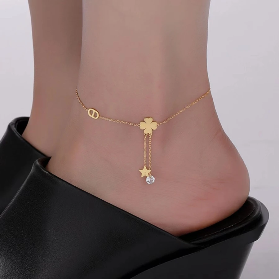 1pc Minimalist Fashion Gold Clover & Small Star Diamond Decor Anklet