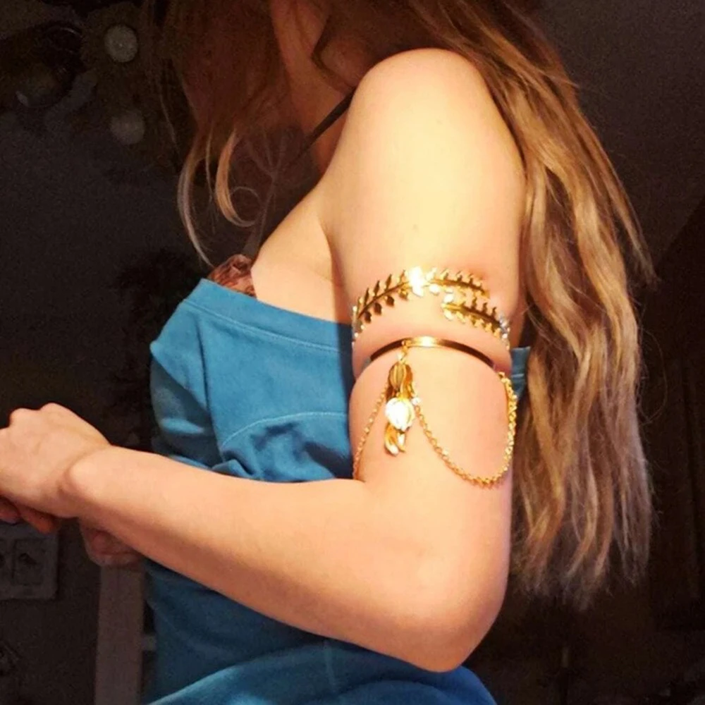 Set de 2 brazaletes ajustables con hoja y borlas de metal, estilo de resort de verano