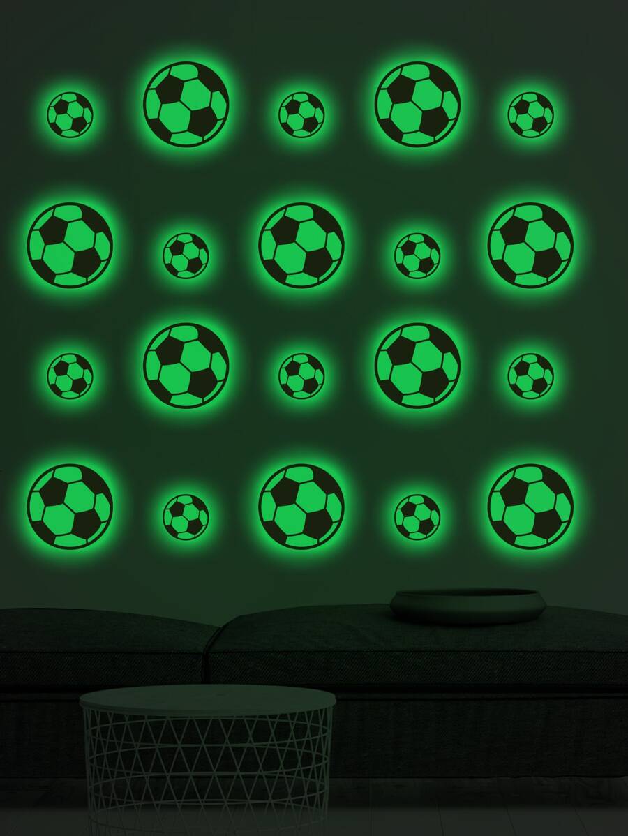 1 pieza Pegatina de pared autoadhesiva de PVC con diseño de fútbol simple de estilo de dibujos animados para decoración de habitación de niños, resistente al agua, brillante en la oscuridad verde, para fans de fútbol, pegatinas, decoración de pared, calcomanía de vinilo para decoración del hogar, artículos de decoración de primavera para refrescar su hogar, pegatinas de decoración Rama