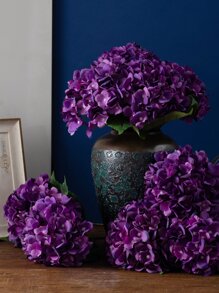 Red Violet