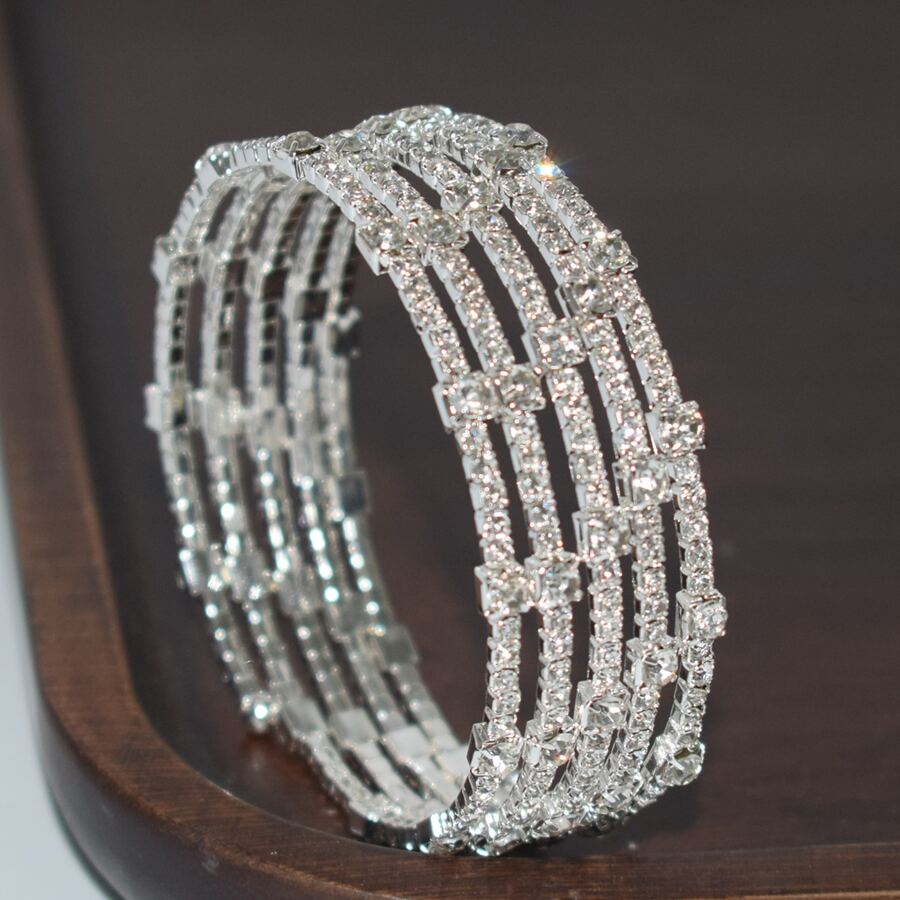 Pulsera De Brazalete Envuelto De Diamantes De Imitación Multifásica De Moda Para Mujeres, Hecha A Mano