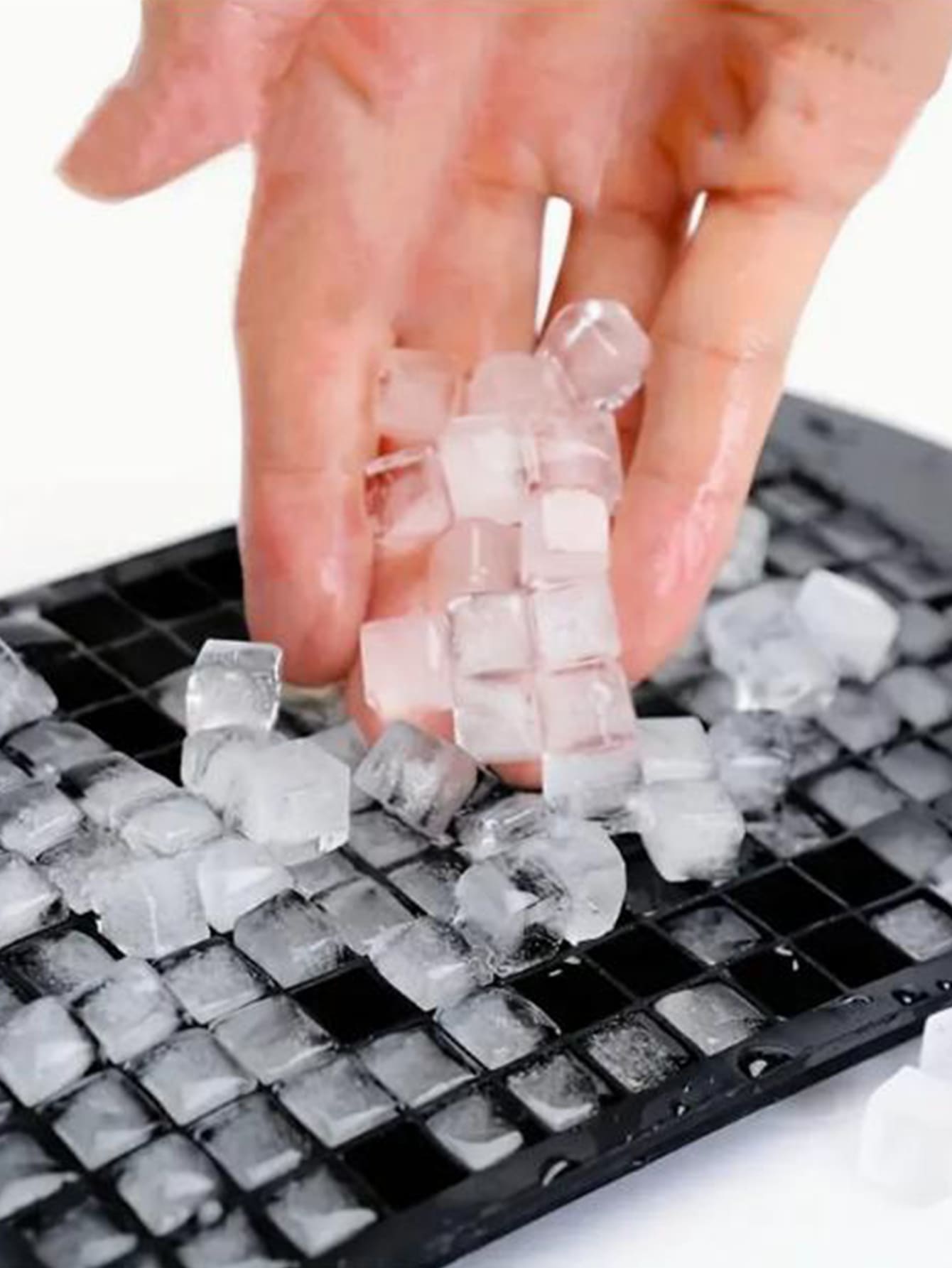 1pc Optional Color Silicone Ice Tray With 160 Mini Cubes & Easy Release Mould For Crushed Ice And Ice Sand