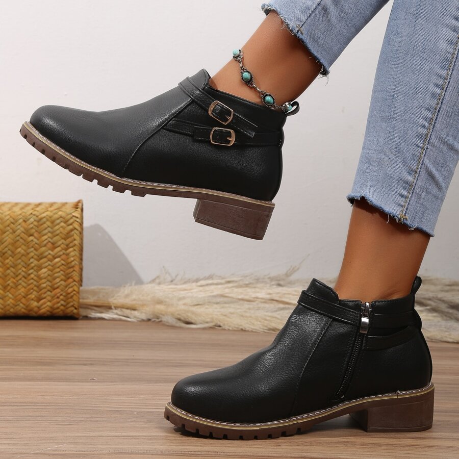 Black Flat Ankle Boots For Women With Round Toe And Metal Buckle