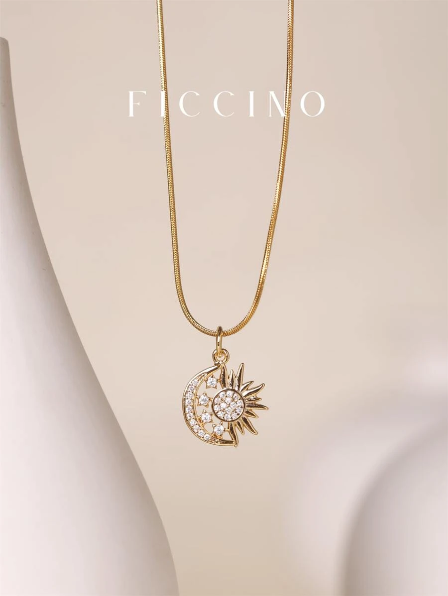 FICCINO Ficcino Colgante De Forma De Sol Y Luna Chapado En Oro Con Joyería De Cz, Collar De Cadena De Serpiente De Acero De Titanio Para Mujeres, Collar De Clavícula Para Todo Tipo De Ocasiones O Regalo Del Aniversario Con Caja