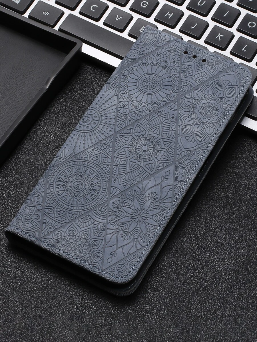Iphone 16 Floral Pattern Phone Case
