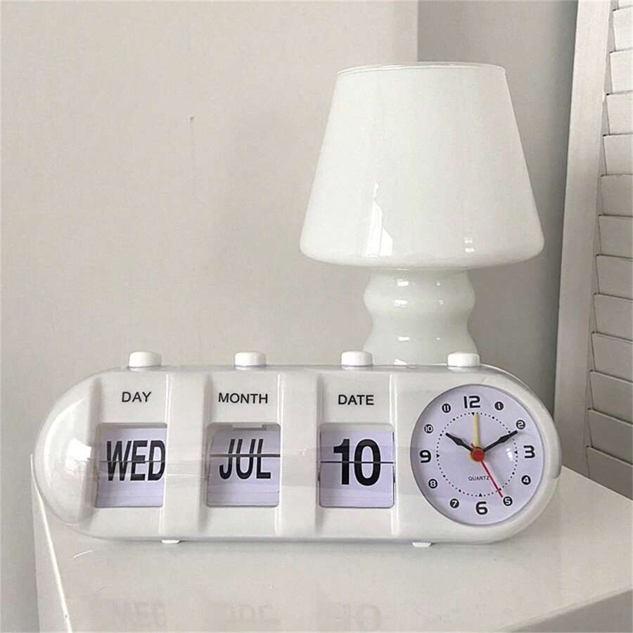 1pc Desktop Alarm Clock With Manual Flip Cover, Vintage Quartz Design, Display Date And Month, Modern Style Folding Calendar Clock, Plastic Countdown Process, Simple Decoration For Bedroom Bedside Table, Home Decor, Office Desk Accessories,Home Decor ,Room Decor Digital Clock Bedroom Decor Dormitory Decor Back To School School Decor School Surprise