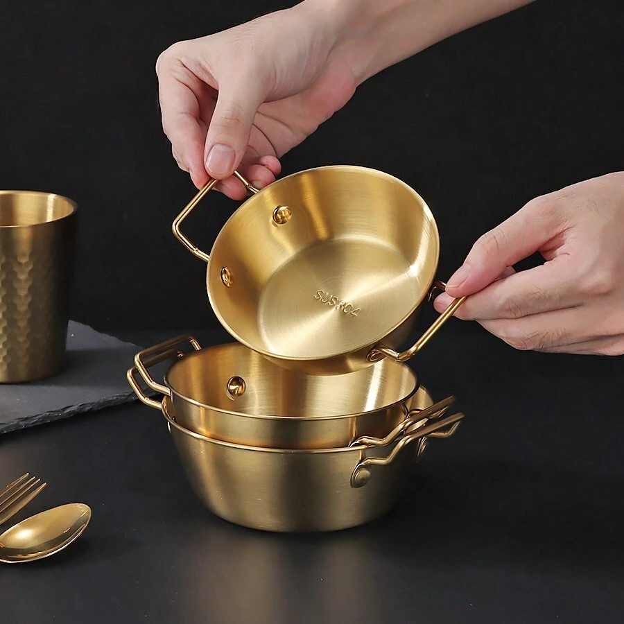 1 Stück SUS304 Edelstahl goldene Schüssel mit Griff, vielseitiges Design für Zuhause/Restaurant/Hotel/Grillen/Dessert/Bonbons/Obst/Snacks/Partys, Pastanudelschüssel, Müslischüssel, Ramensuppen-Schüssel, Küchengeschirr, Partyzubehör, Weihnachts-/Valentinstags-/Neujahrsgeschenk, Schulmaterial