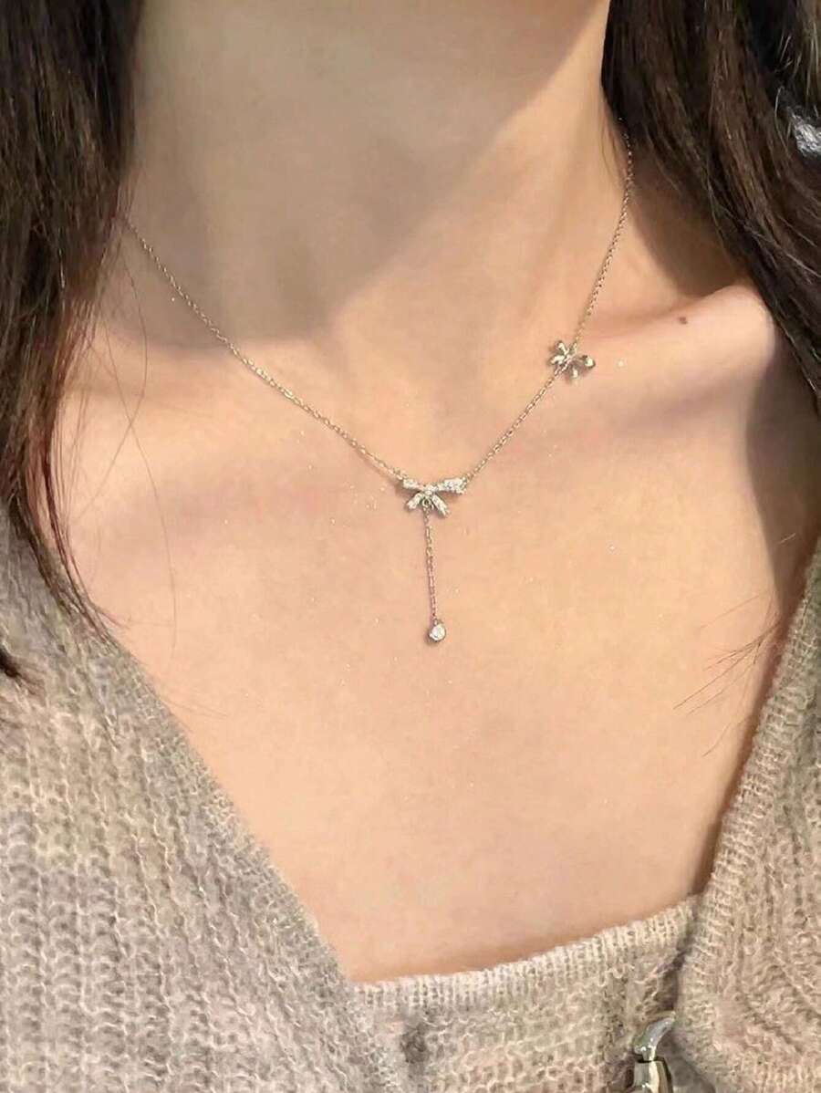 1pc Elegant & Unique Butterfly Shaped Pendant Necklace With Rhinestone & Zirconia Decoration For Women, Suitable For Daily Wear