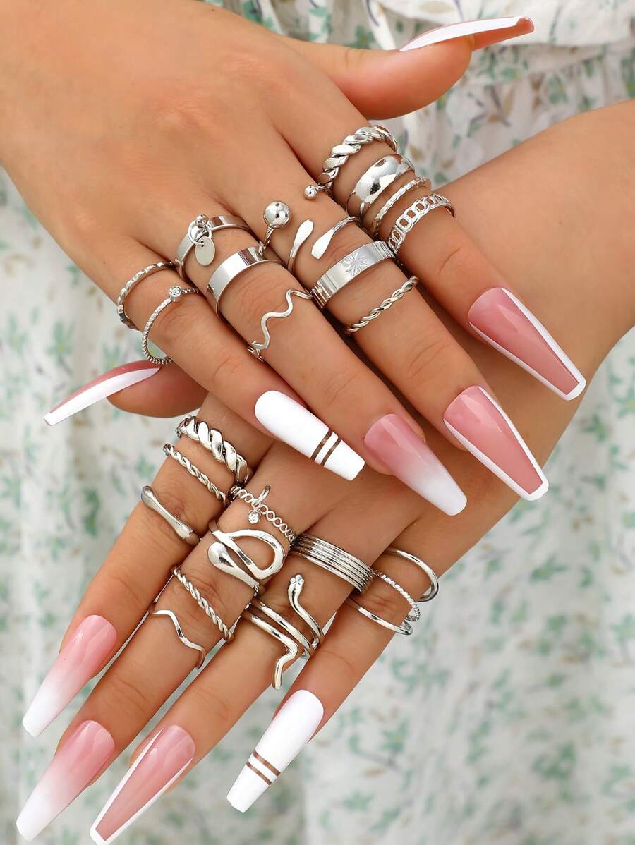 24pcs Bohemian Geometric & Snake Shaped Minimalist Fashion Rings Set, With Inlaid Rhinestone