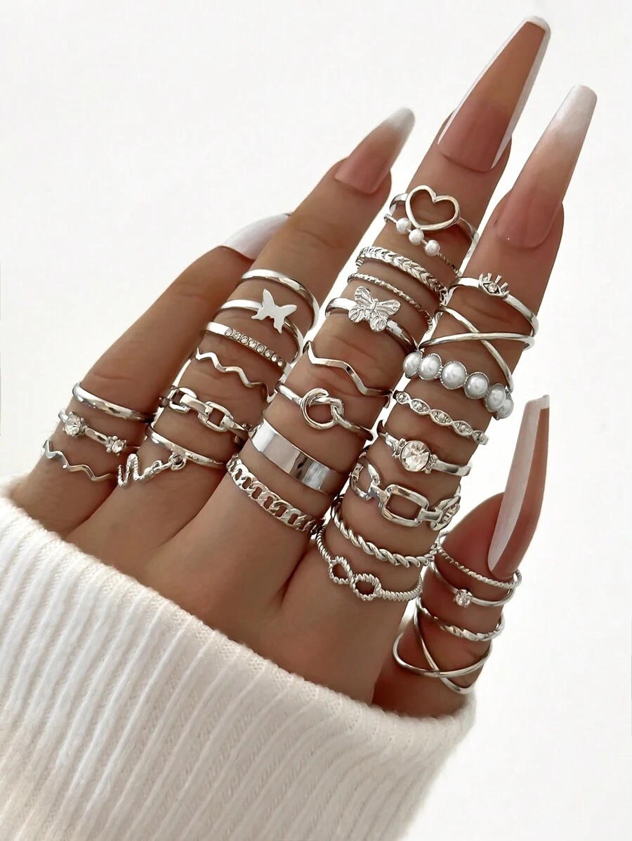30pcs Punk Style Rings Set With Heart Shape, Rhinestone, Butterfly, Faux Pearl And Multiple Elements, Fashionable Accessory For Ladies' Daily Wear