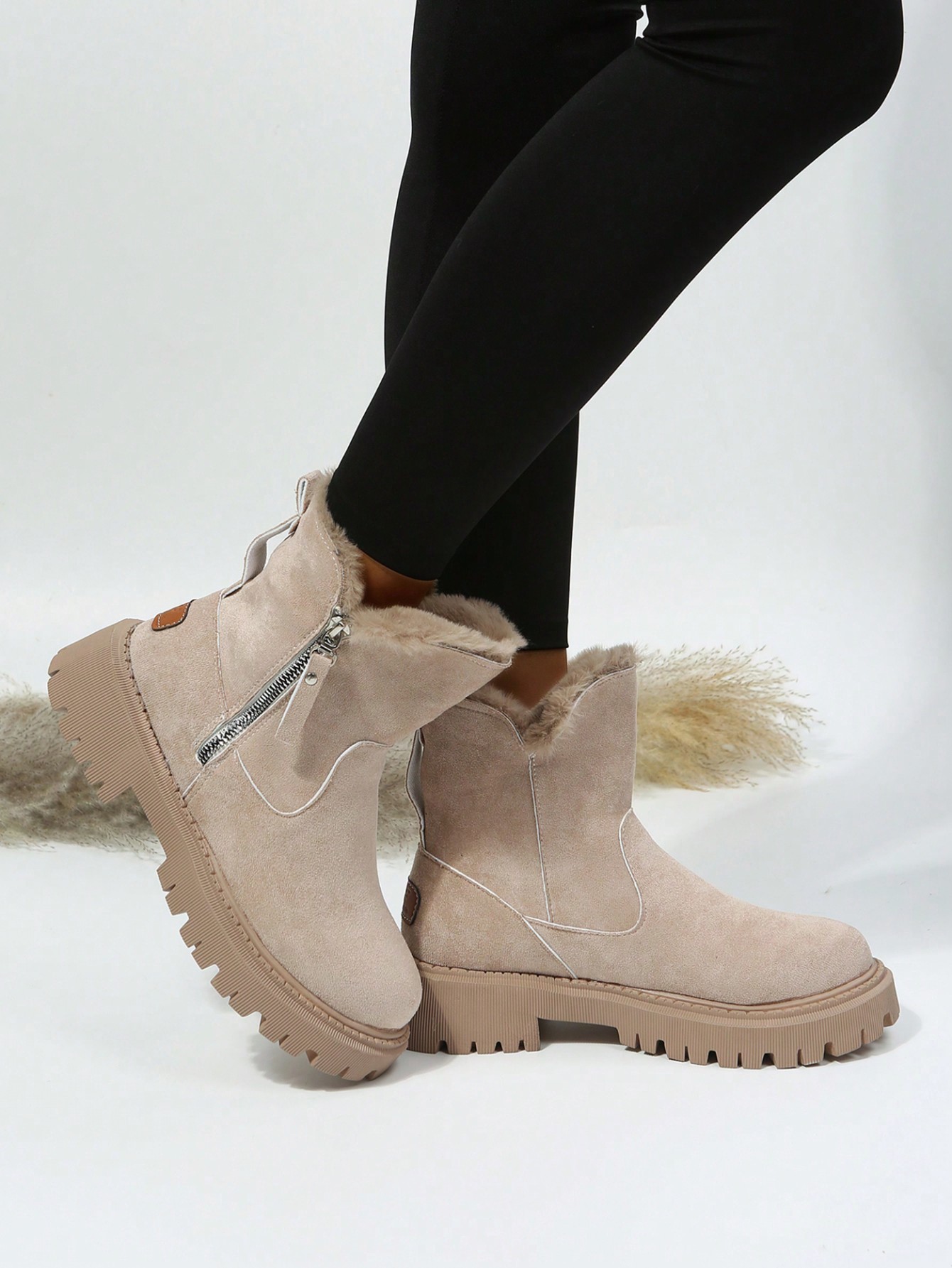 Women's Winter Snow Boots, 2023 New Style, Plus Velvet Thickened