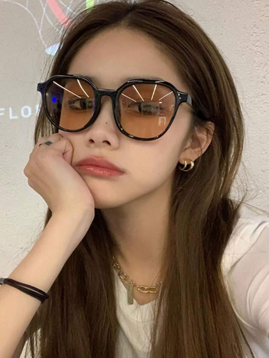 1pair Unisex New Korean Fashion Large Frame Fashion Glasses, Slimming Face, Social Media Star Street Style Chic Eyeglasses Beach Accessories For Women Glasses Shades Basics Fall Winter Women Outfits Clothes Business Casual Gifts For Summer Beach Vacation,Outdoor,Travel Preppy Style For Back To School