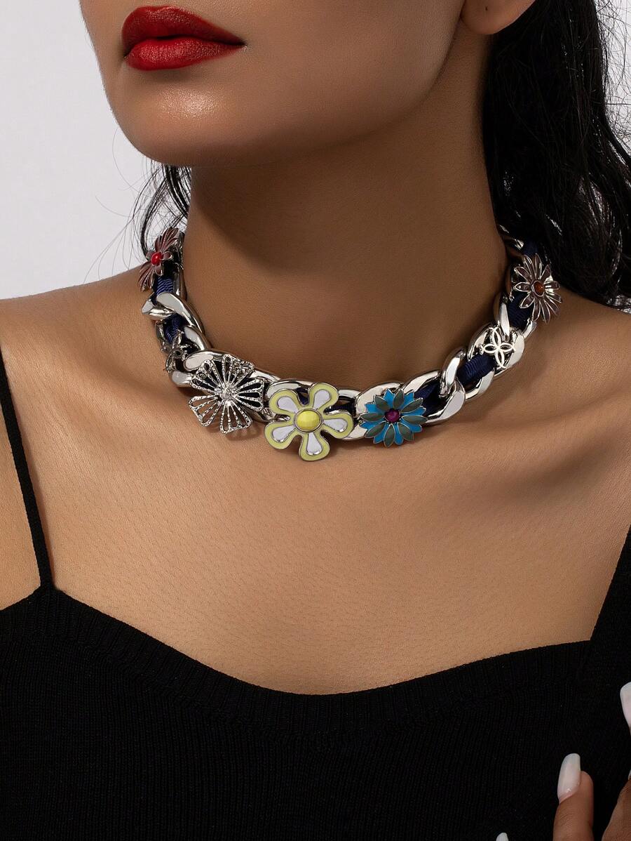 1pc Vintage Titanium Steel Necklace With Ribbon And Flower Decor Design For Women, Suitable For Daily Wear Valentines
