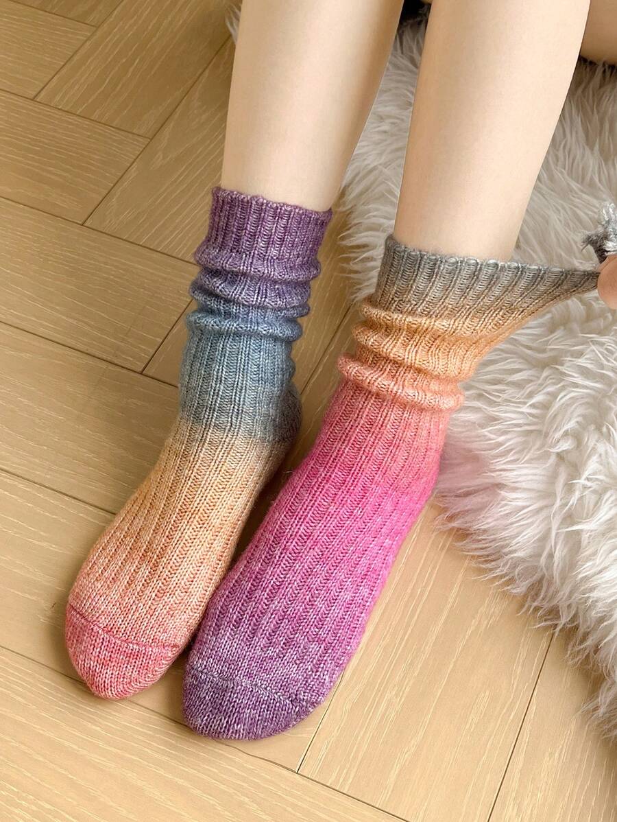 1 Pair Women Autumn/Winter Thick Ombre Asymmetrical Warm Fashionable Personality Crew Socks