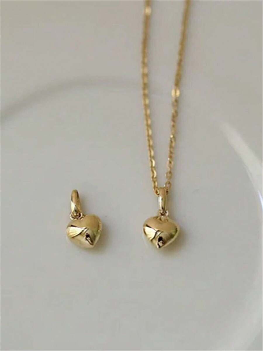 1 pièce Collier pendentif en forme de cœur 3D lisse plaqué or 14 carats avec un style simple et minimaliste en argent 925 pour s'habiller au quotidien des femmes et comme option de cadeau pour les fêtes de la Saint-Valentin