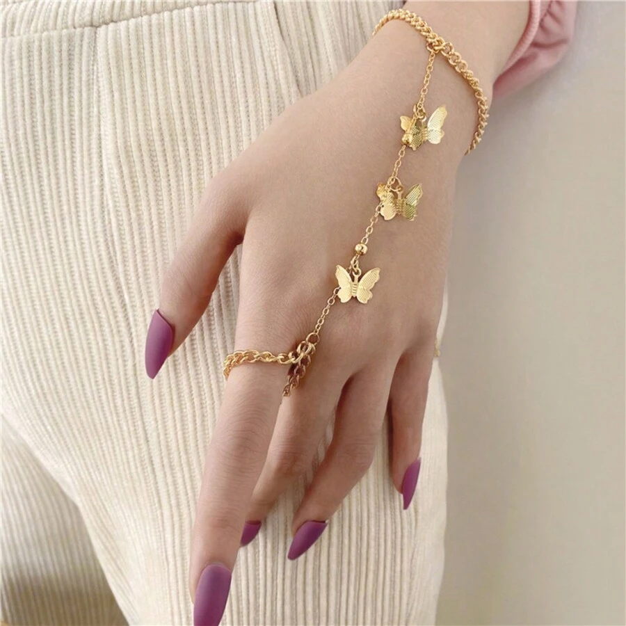 1pc Random Creative Cute Butterfly Decor Finger Chain Bracelet Ring Set, Lovely Girls Birthday Party Gift