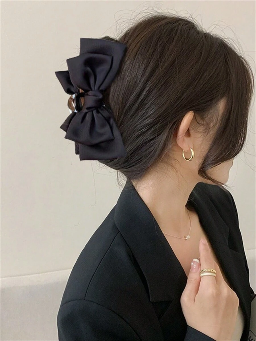 1 pièce Pince à cheveux en satin à double face de couleur unie avec un aspect haut de gamme pour femmes. Convient pour les coiffures relevées et mi-longues. Élégant accessoire pour la Saint-Valentin. Pince à cheveux, mâchoire à cheveux, pince à cheveux, attache à cheveux