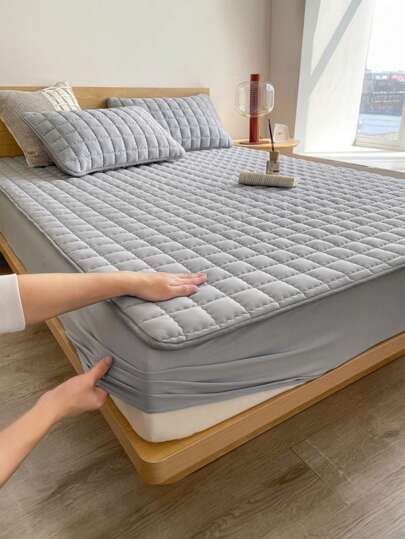 1 Stück gesteppte Bettlaken, Bettwäsche, Spannbettlaken, Matratzenschutz, Bettdecke, weiche und bequeme Bettwäsche für das Schlafzimmer, Tagesdecke für das Schlafzimmer, hautfreundliche Bettwäsche, Komplettbedeckung, einfarbiger Matratzenschutz, gewelltes Gittermuster, passend für Einzelbett, Doppelbett, King, Queen Größen, Heimtextilien, Unabhängigkeitstag Bettwäsche, Bettwäsche Geschenke, maschinenwaschbar