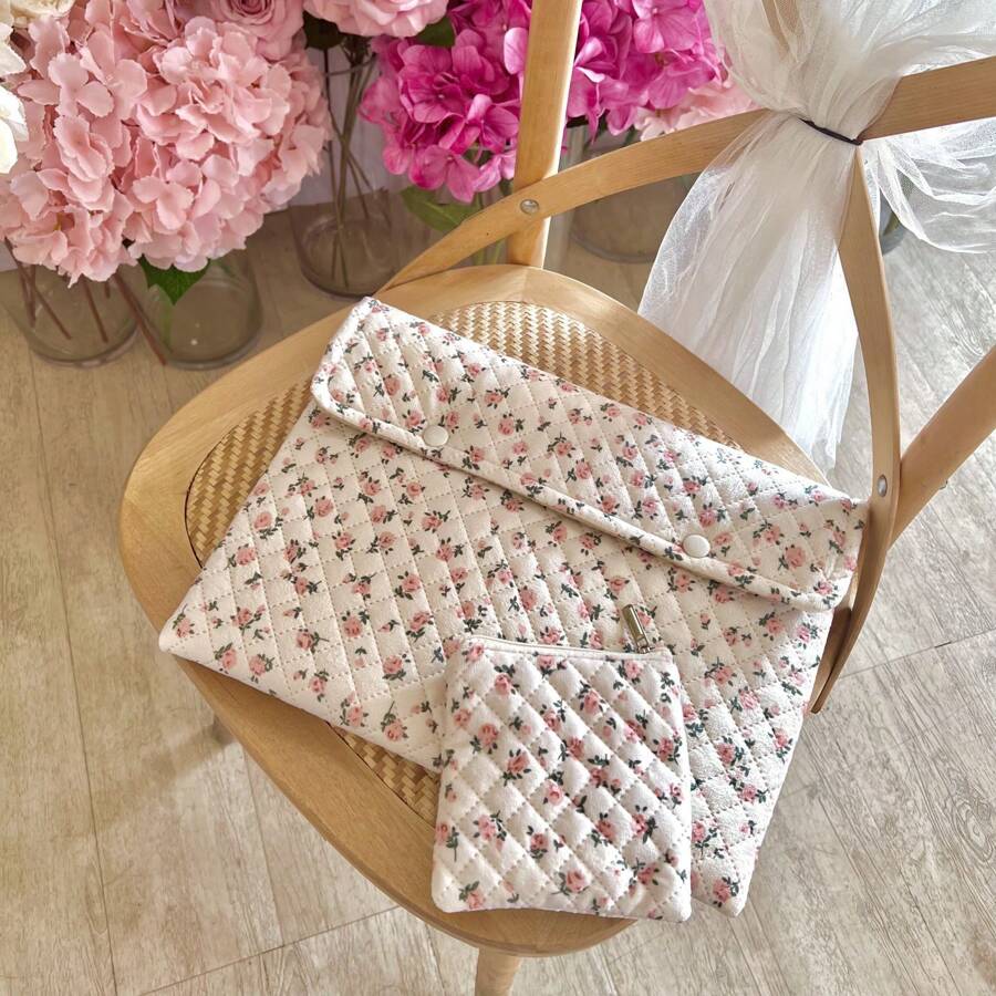 1PC Pink Floral Original Laptop Inner Bag Suitable Compatible With Macbook 13.3 And Other Models, INS Style Small, Fresh, And High Aesthetic Value