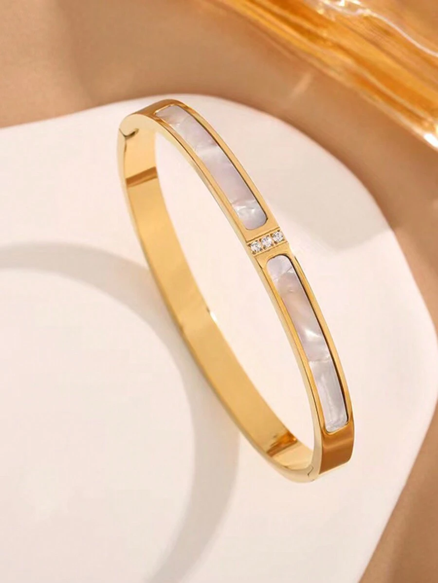 1pc Stainless Steel, Not Fading, Fashionable And Simple, Versatile, High-End And Luxurious, Unique Design Ins Style, Sweet And Gentle Elegant, Delicate And Creative, Personalized, White Shell & Rhinestone Decor Bracelet For Women, Suitable For Everyday Wear, Perfect Gift For Fashion Accessories And Best Friends