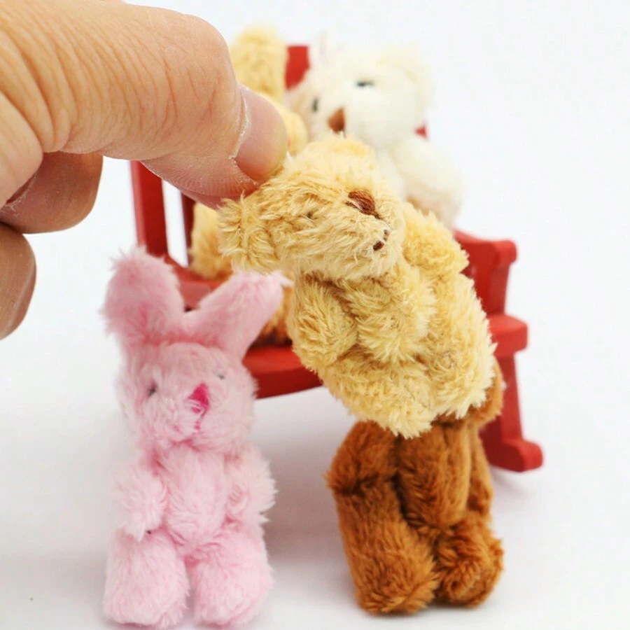 1pc Cute Miniature Cartoon Decor Plush Toy House Toy Photography Props, Soft Simulated Fur Bear, Lovely Style, Suitable For Bag, Clothing, Socks, Shoes Accessory Or Cute Gift For Your Friend, Family As A Birthday Or Christmas Present, Also A Great Addition To Your Plush Collection.