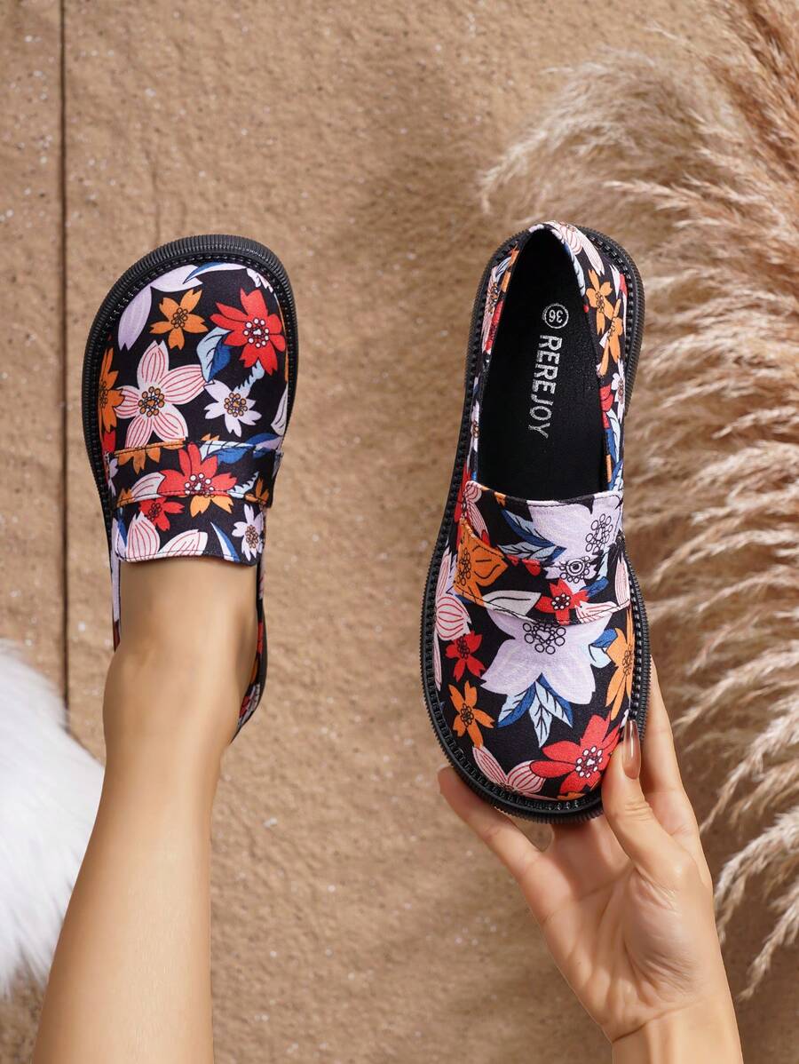 Women's Mary Jane Shoes With Floral Fabric & Strap Design, Chunky Heel & Comfortable Round Toe, Buckle Closure