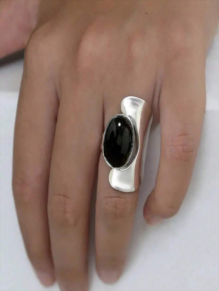 1pc Women's Fashionable Wide Band Ring With Unique Bohemian Style Design, Great For Anniversary, Birthday, Party, Evening Party Gift