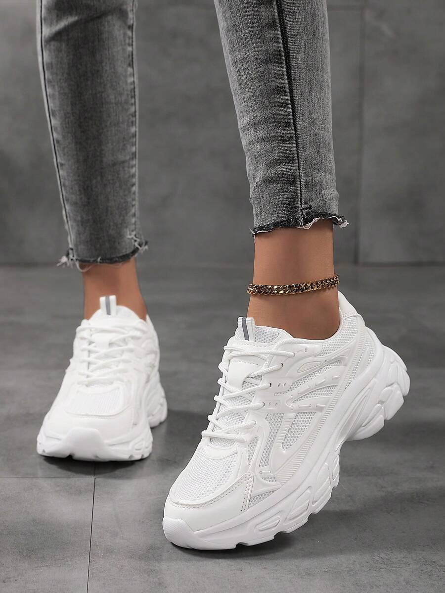 Mujeres Moda Transpirable Malla de color puro Zapatos de talla grande, zapatillas gruesas y blancas con suela gruesa para aumentar la altura y ajuste cómodo