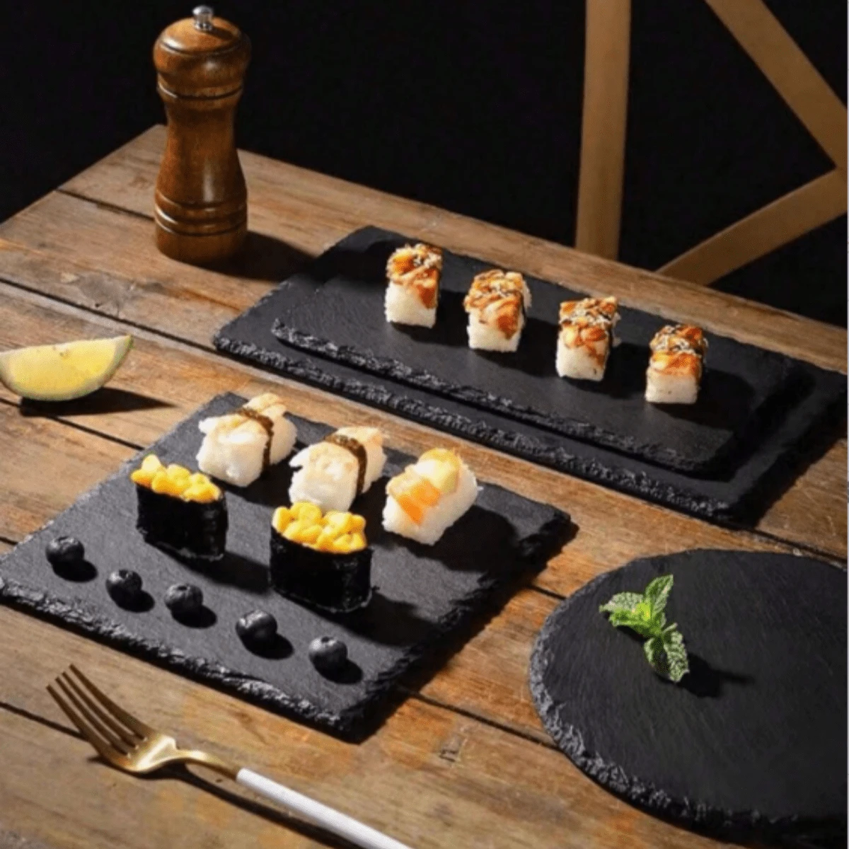1 pieza Plato de pizarra natural, de formas variadas para sushi, carne, platillo occidental de color negro y estilo creativo, plato para parrilla japonesa apto para la cocina japonesa - Diferente peso debido al producto natural, cocina, regalo de Navidad