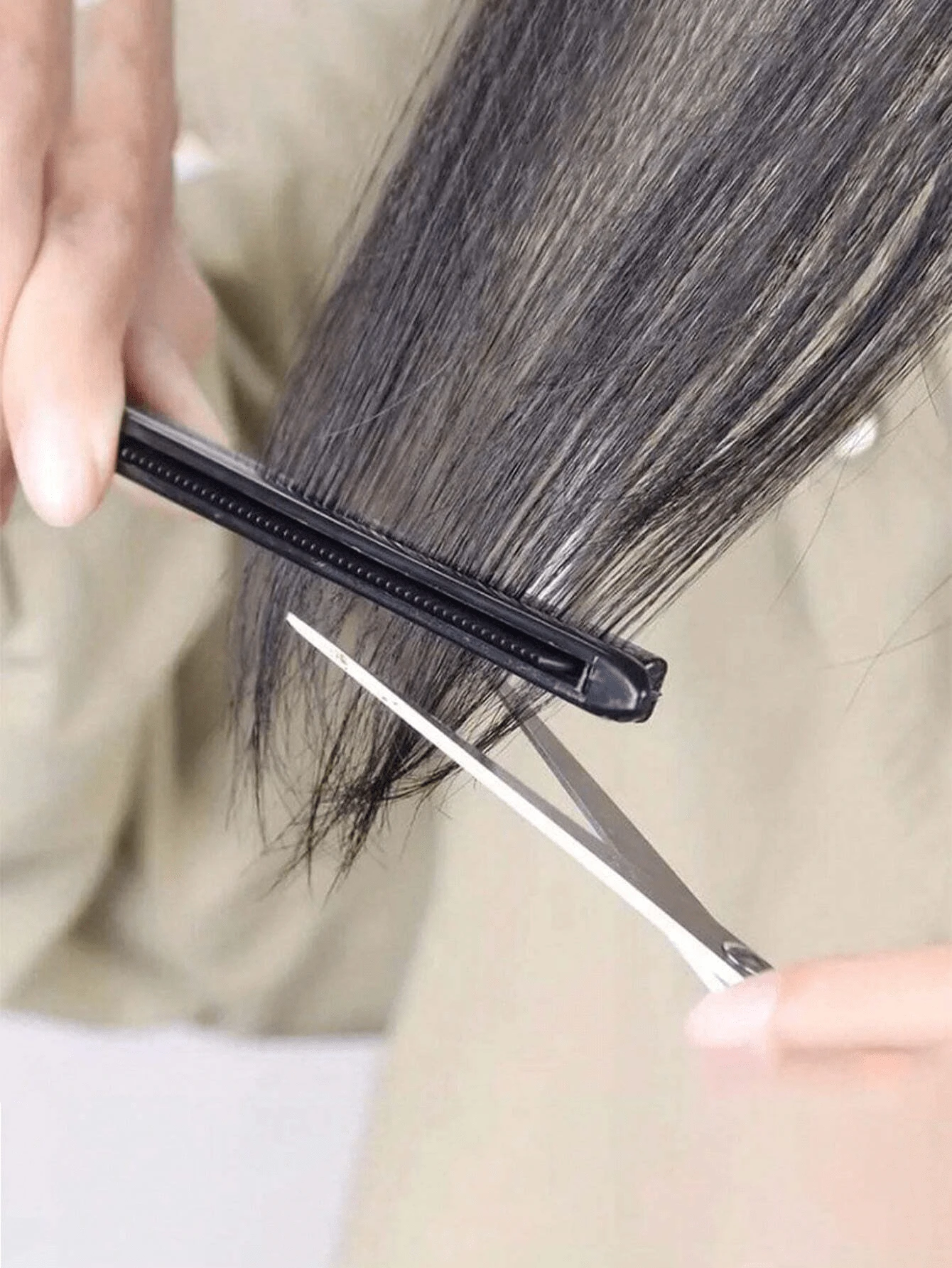 1 Pièce Peigne De Lissage De Cheveux En Forme De V, Convient Pour La Coiffure De Salon Et À Domicile, Pliable Et Facile À Utiliser, Pour La Coupe, Le Démêlage Et Le Lissage