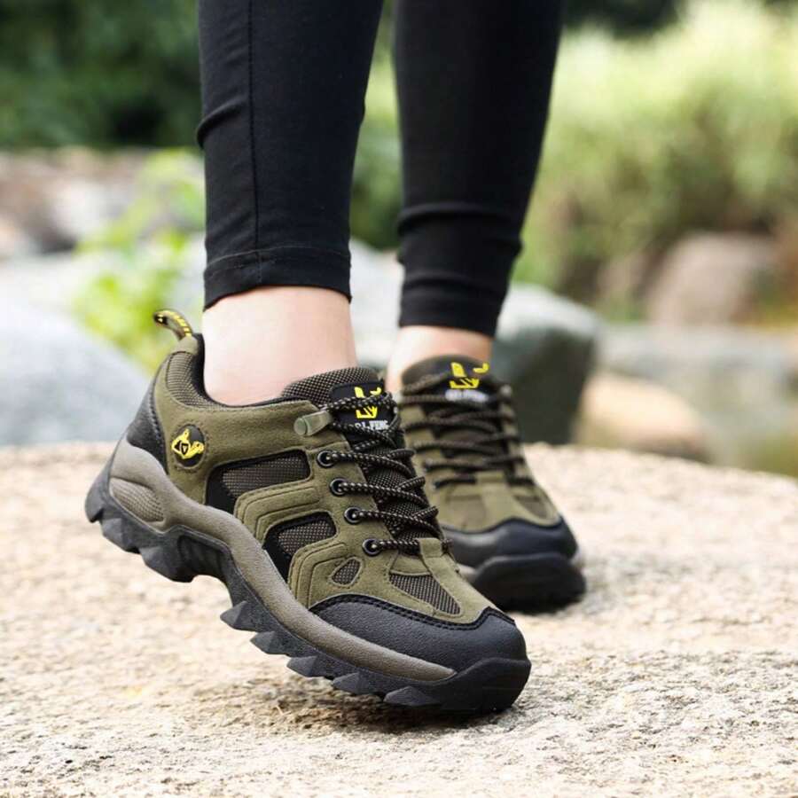 Couple Hiking Shoes For Men And Women, Waterproof And Slip Resistant, Suitable For Outdoor Travel, Leisure, Work, And Hiking.