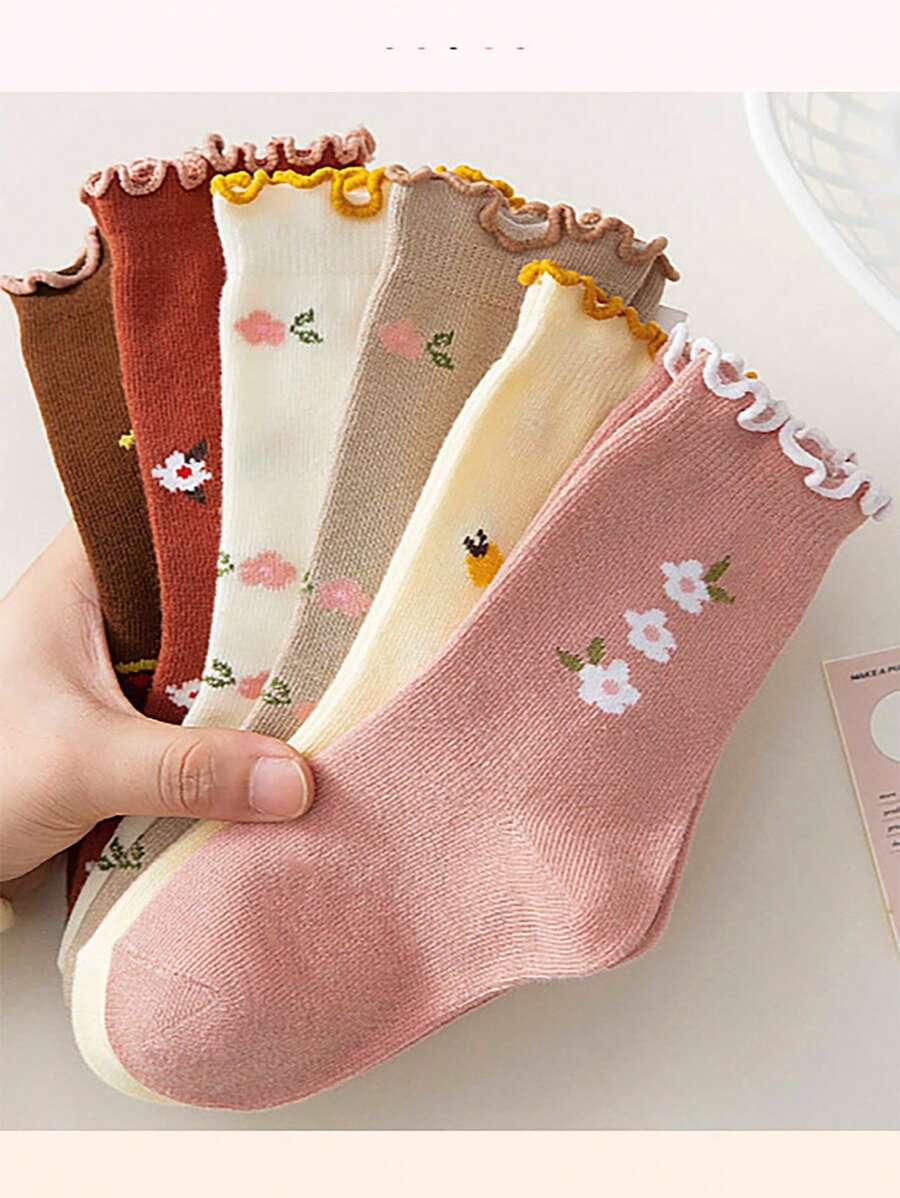 4 Pairs Of Randomly Colored Children's Rabbit Letter Jacquard Cute, Comfortable, And Fashionable Sweat-Wicking Socks For All Seasons