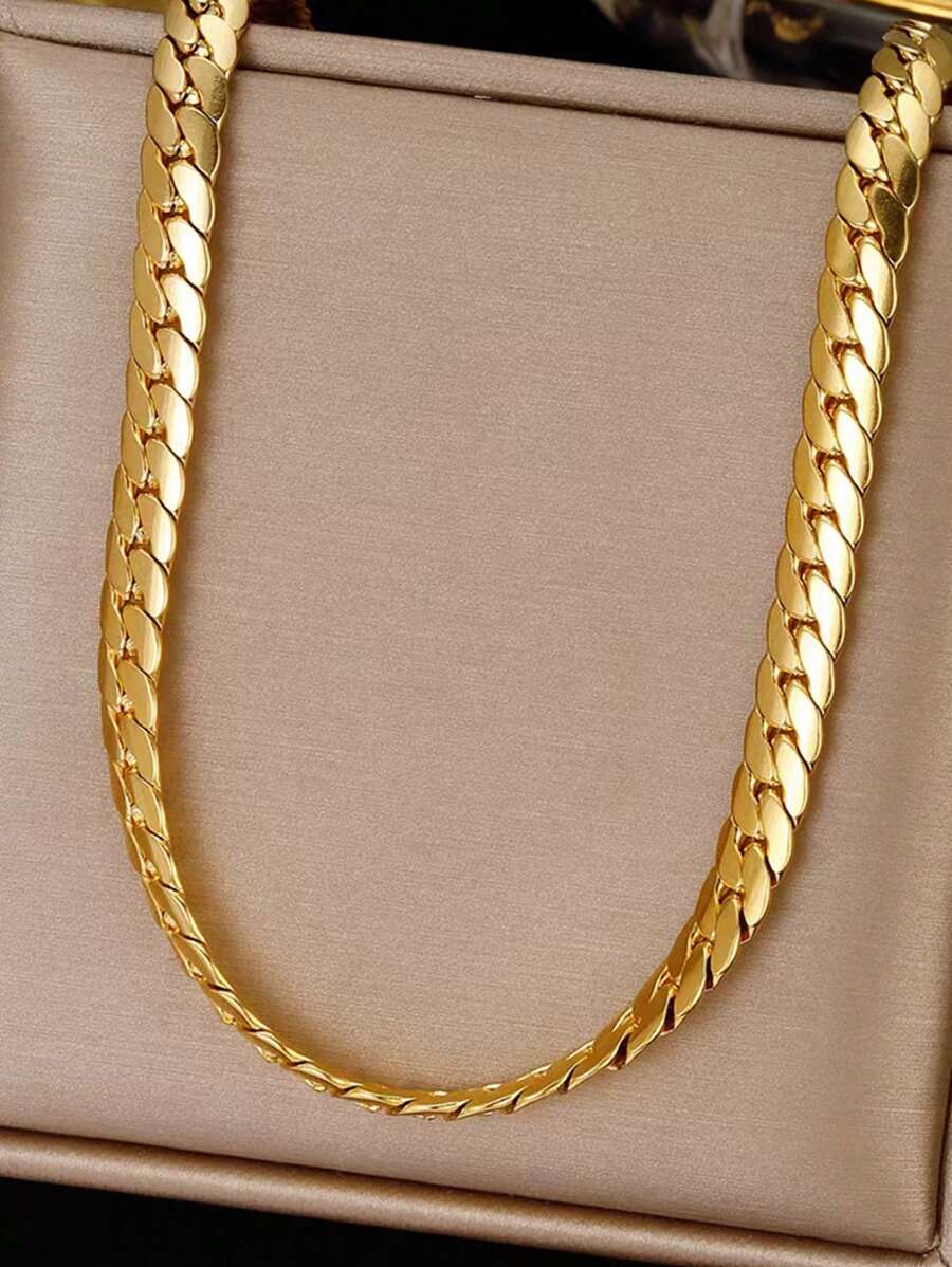 Eine modebewusste und 18K vergoldete Edelstahl Platte und breite Kette Halskette mit einer übertriebenen Design, die für Frauen geeignet ist, auf Partys zu tragen oder als Geschenk für Mütter.